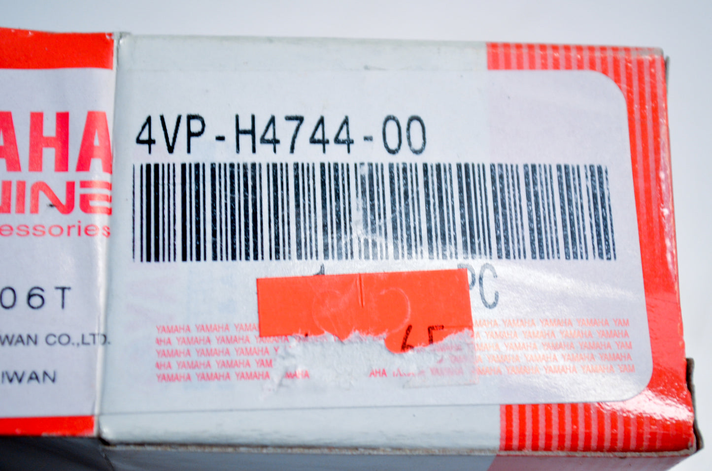 OEM Yamaha 4VP-H4744-00-00 Bulb NOS