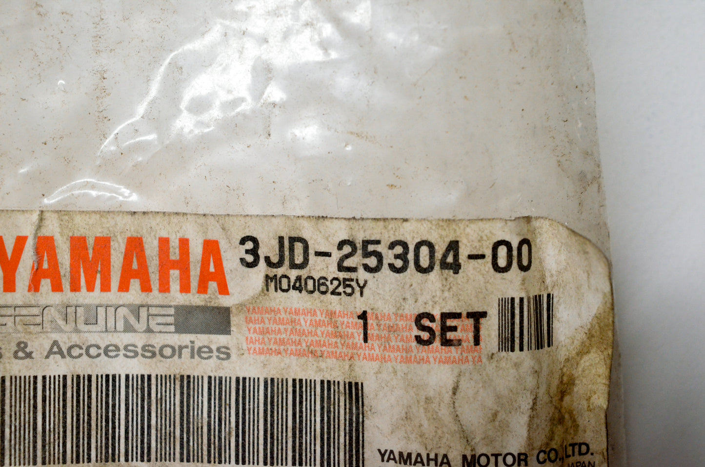 New OEM Yamaha 3JD-25304-00-00 Rear Spoke Set NOS