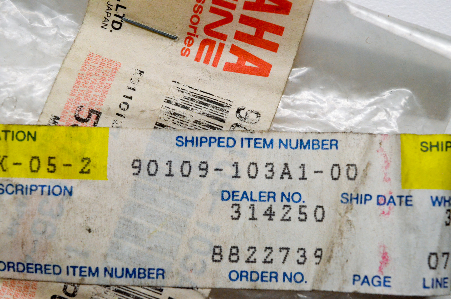 OEM Yamaha 90109-103A1-00 Bolt NOS