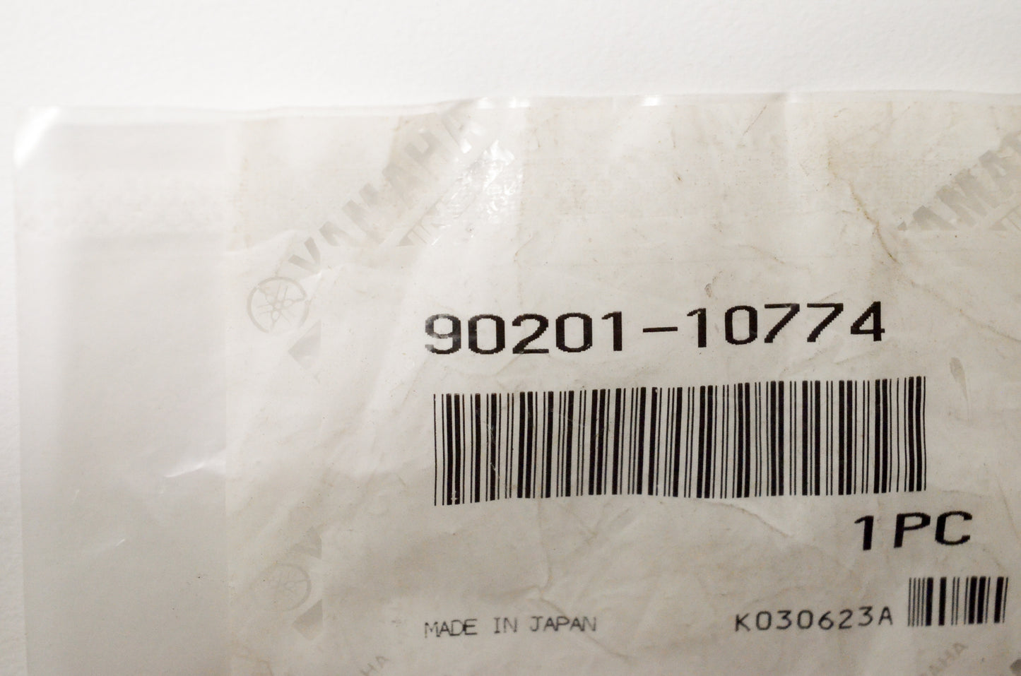New OEM Yamaha 90201-10774-00 Plate Washer NOS