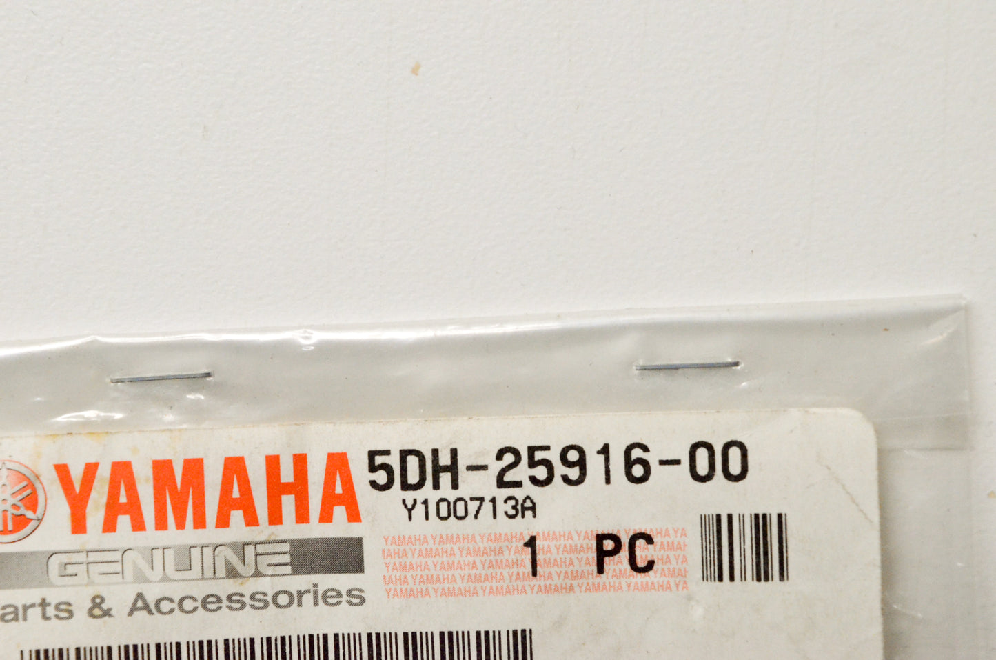 OEM Yamaha 5DH-25916-00-00 Plug