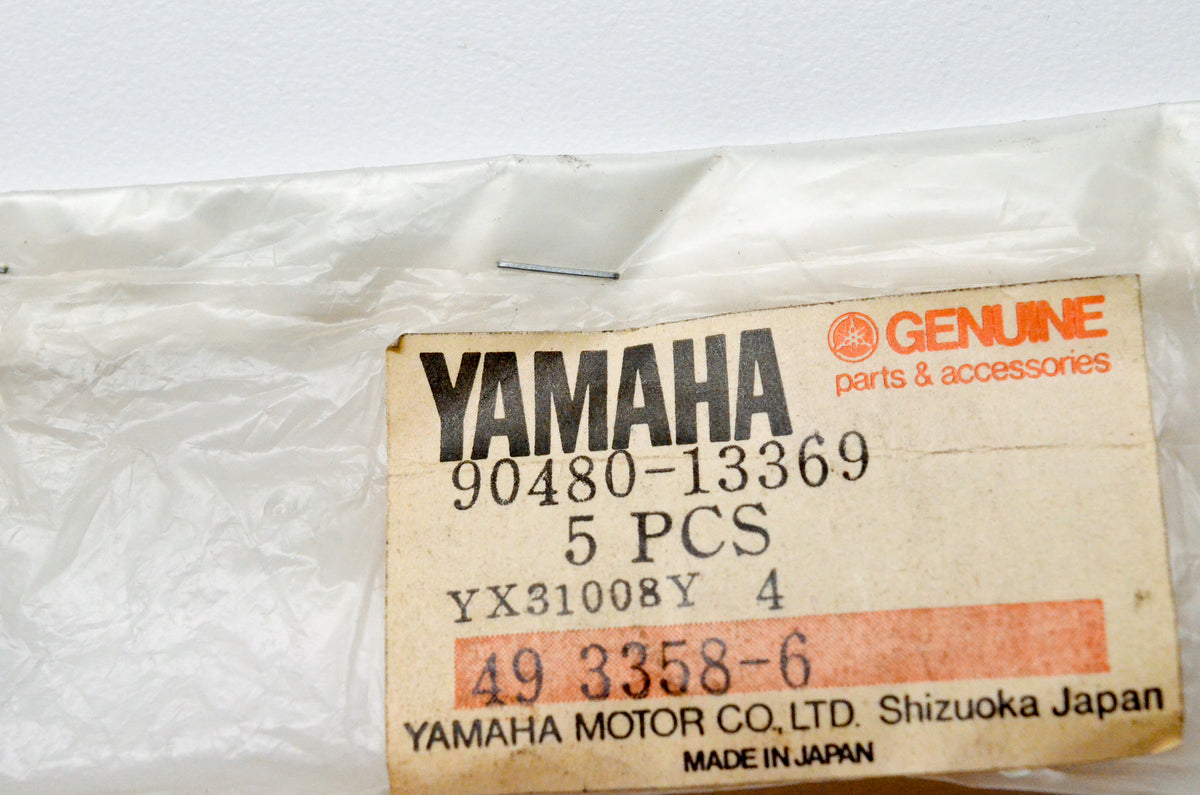 OEM Yamaha 90480-13369-00 Grommet Qty 5 NOS