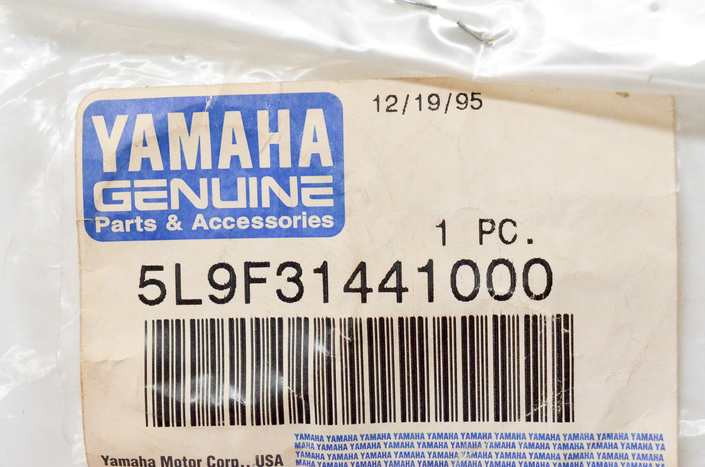 New OEM Yamaha 5L9-F3144-10-00 Dust Seal NOS