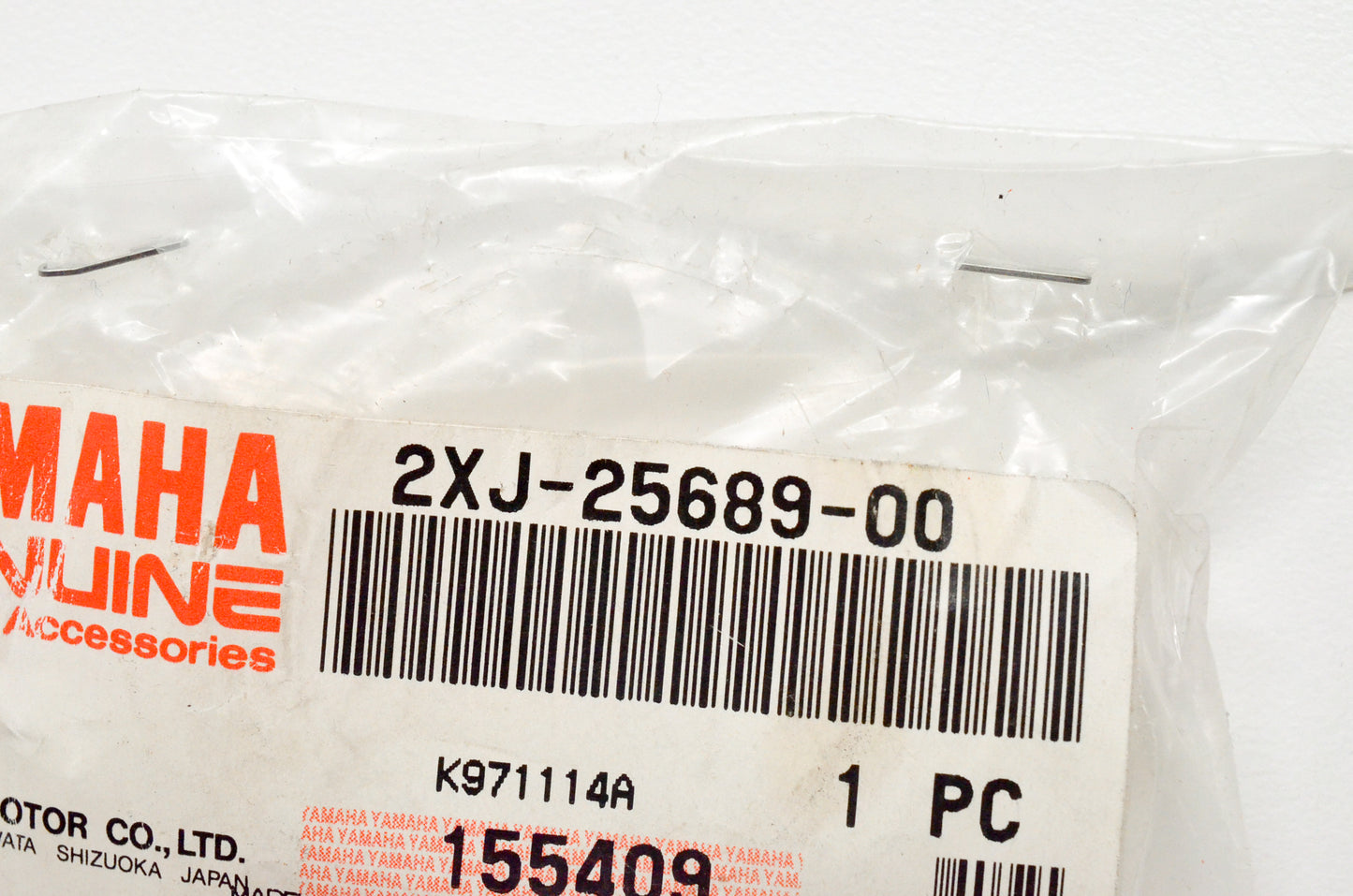 New OEM Yamaha 2XJ-25689-00-00 Guide Plate NOS