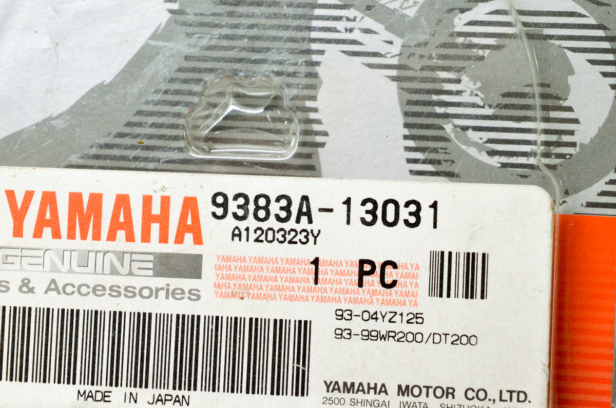 OEM Yamaha 9383A-13031-00 Drive Sprocket 13T NOS