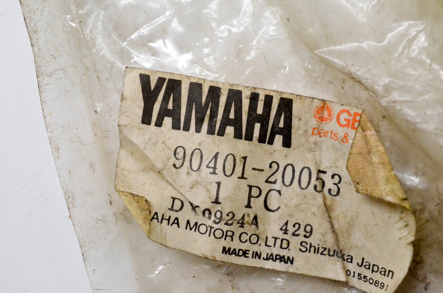 OEM Yamaha 90401-20053-00 Union Bolt NOS