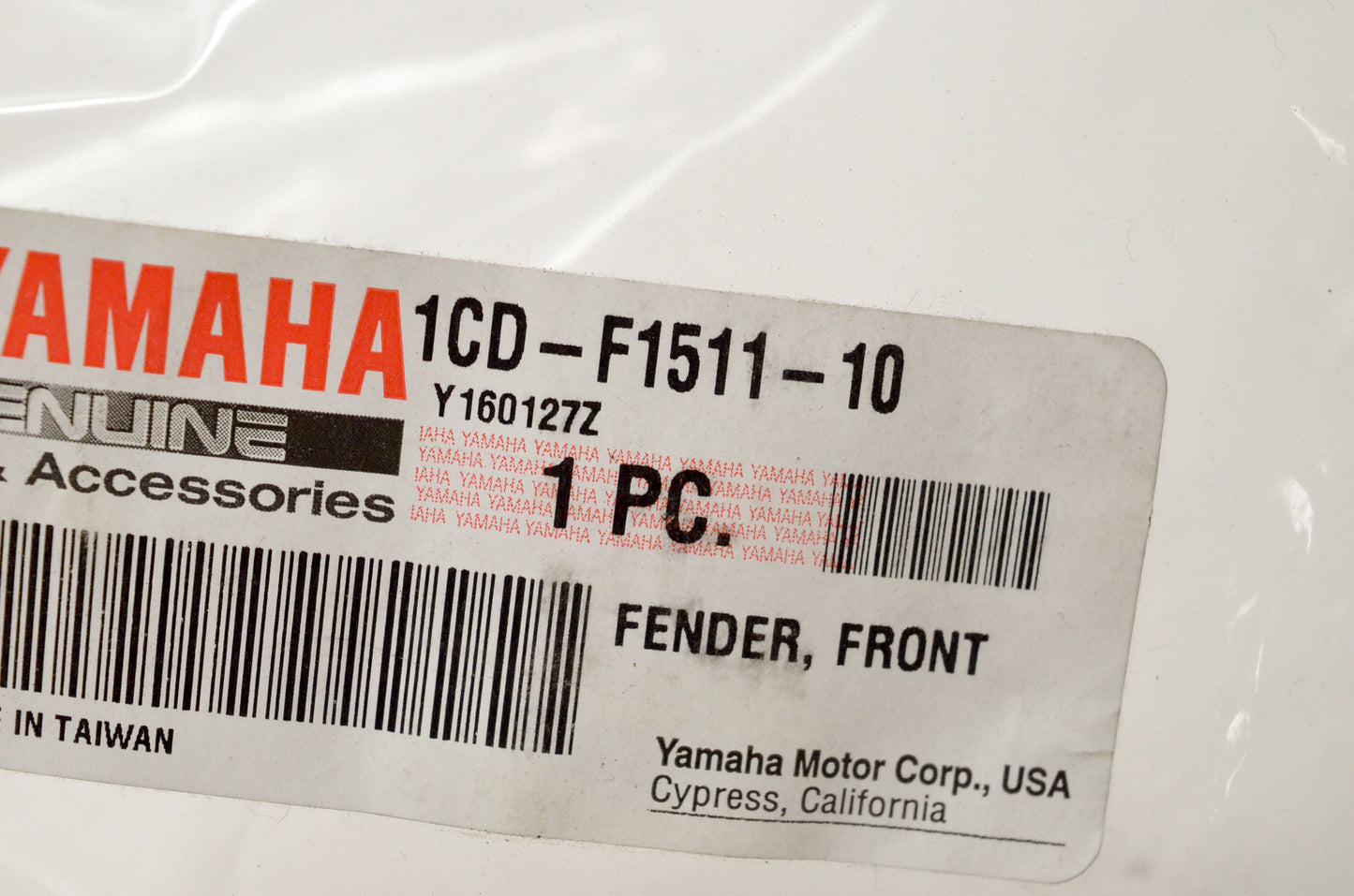 New OEM Yamaha 1CD-F1511-10-00 Front Fender NOS