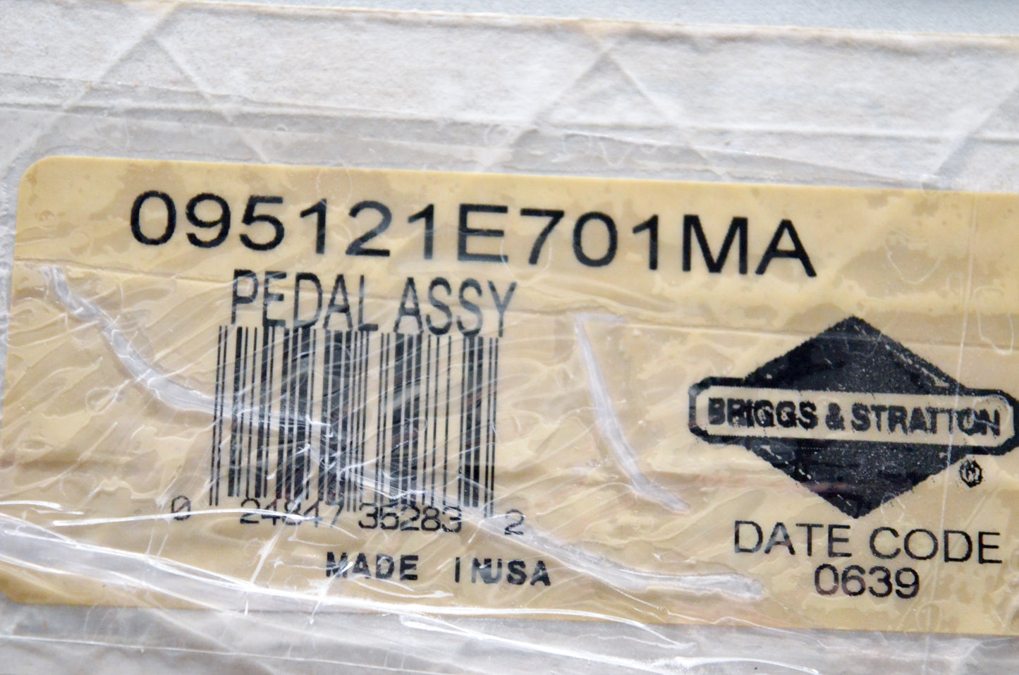 OEM Briggs & Stratton 095121E701MA Pedal Assembly NOS