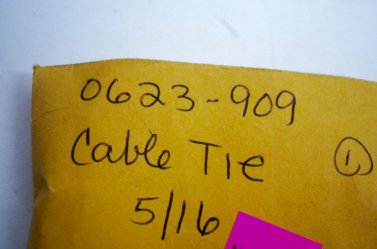OEM Arctic Cat 0623-909 Cable Tie 5/16x8-1/2 NOS