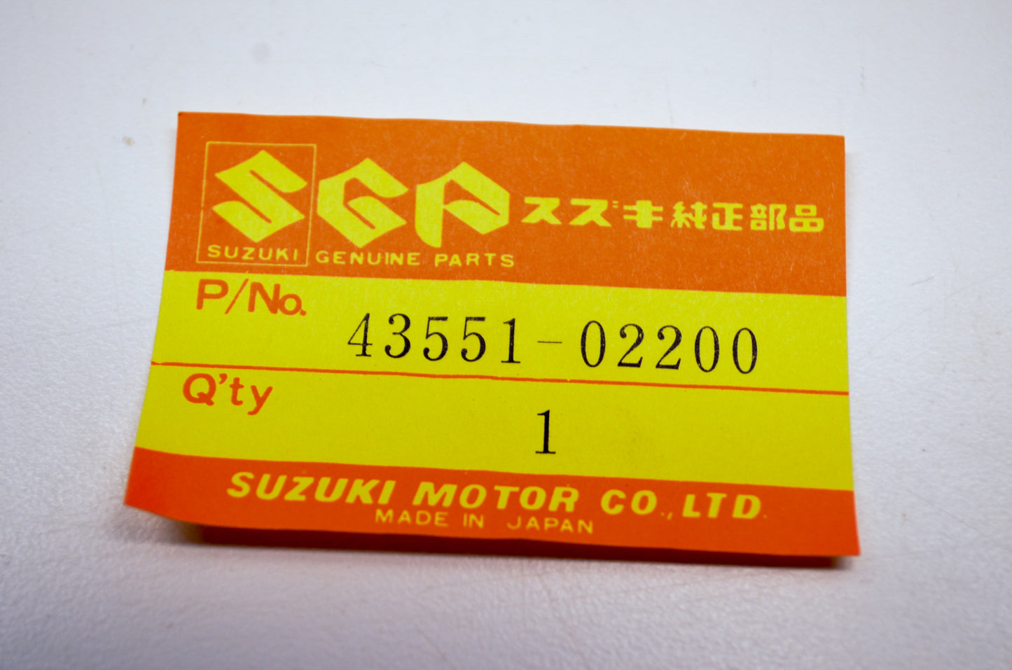 Oem Suzuki 43551-02200 Footrest Cover Nos