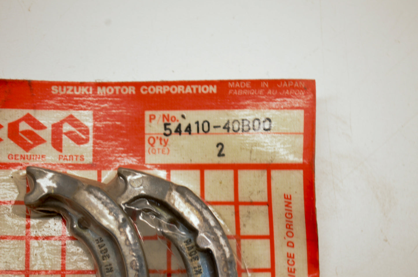 OEM SUZUKI 54400-40810 Brake Shoe Set NOS