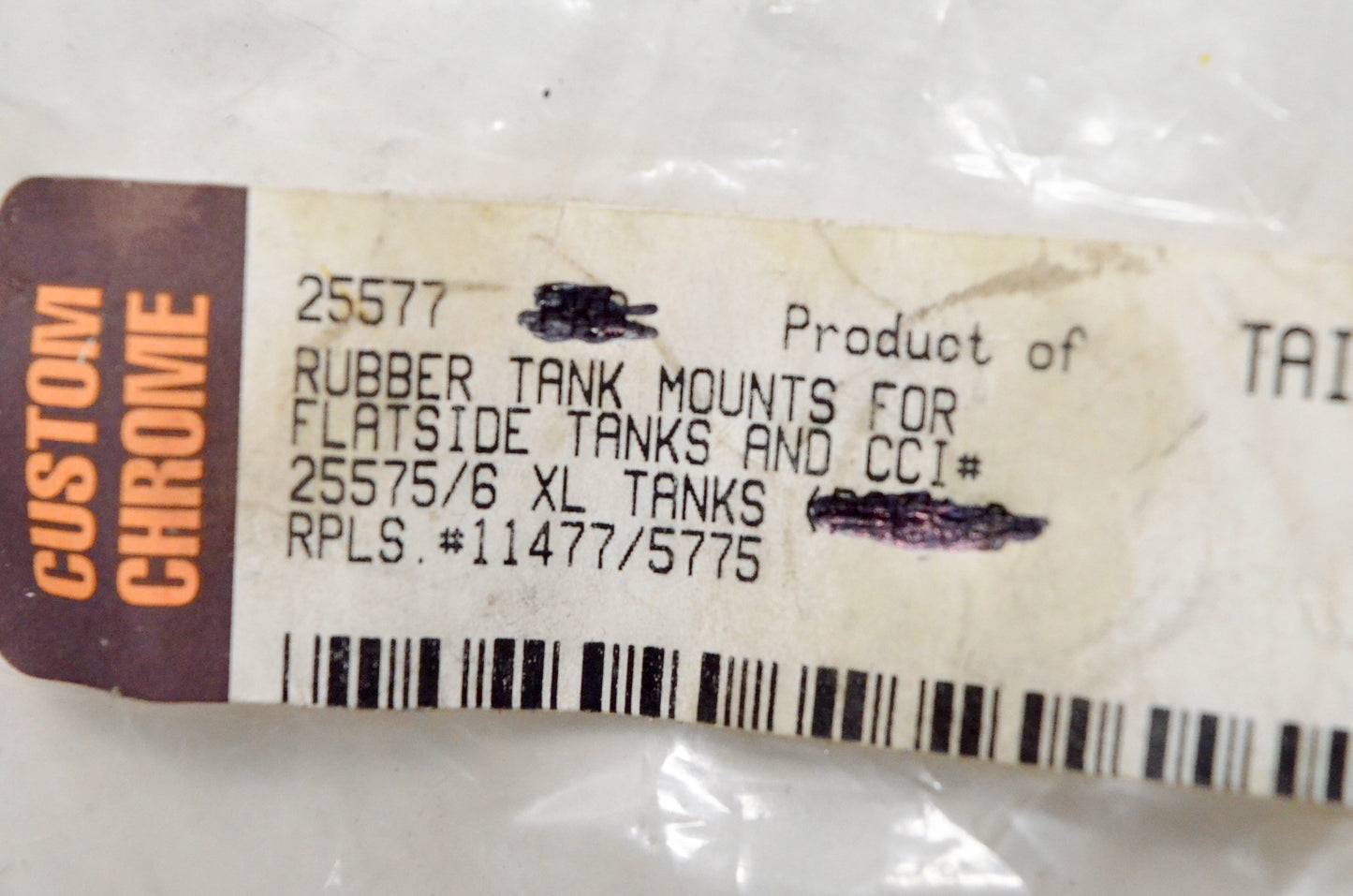 Custom Chrome 25577, 11477 Rubber Tank Mount NOS