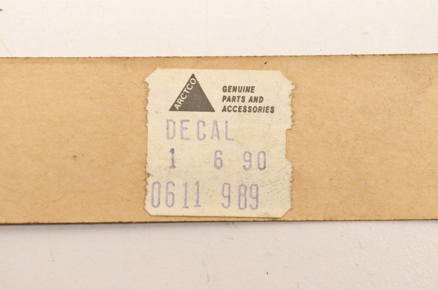 New OEM Arctic Cat 0611-989 Left Fender Decal NOS