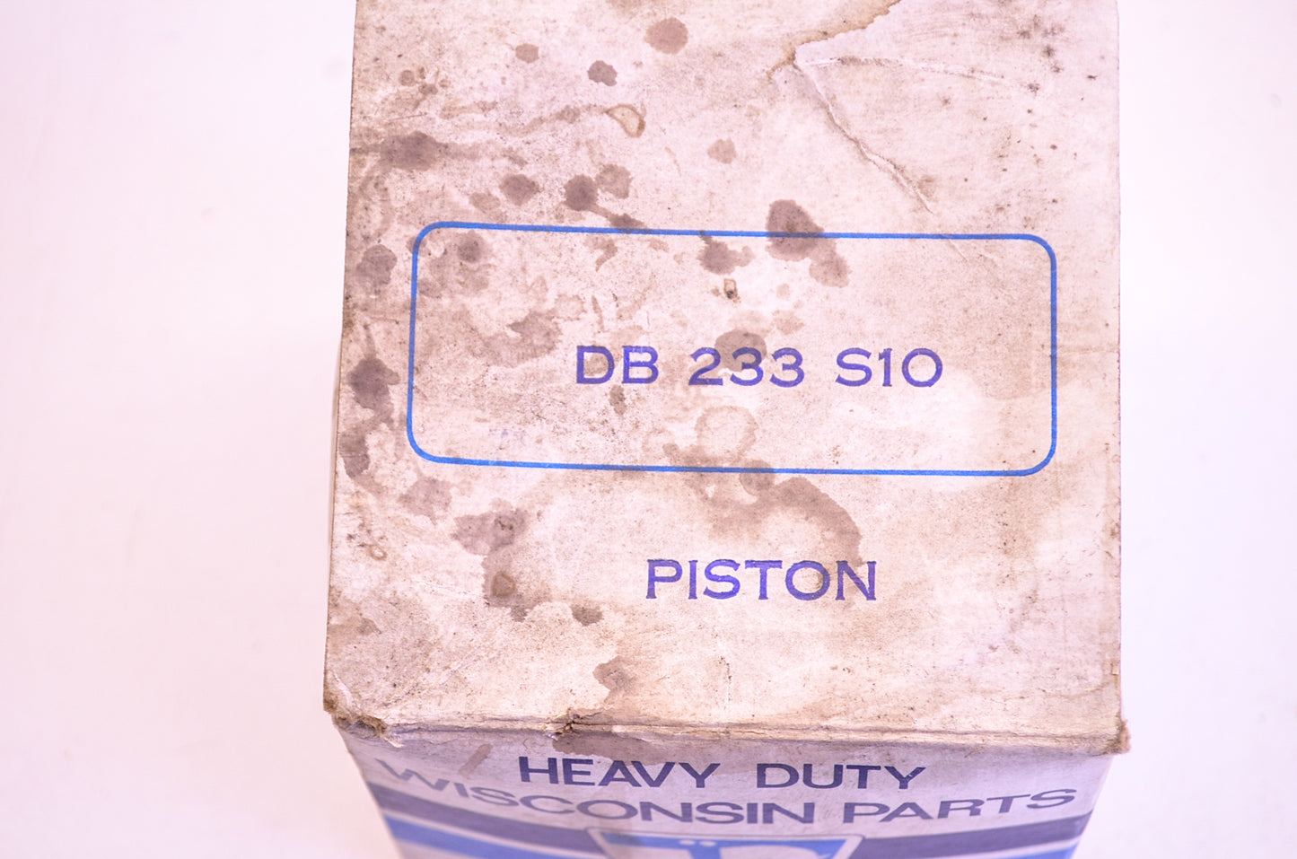 Wisconsin DB-233-S10 Piston NOS