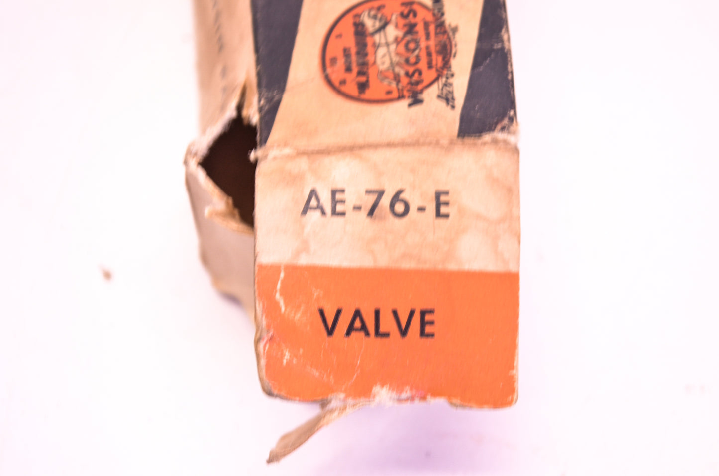 Wisconsin AE-76-E Valve NOS