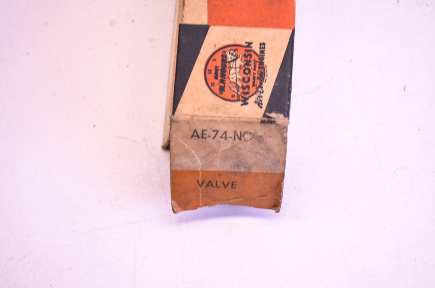 Wisconsin AE-74-N Valve NOS