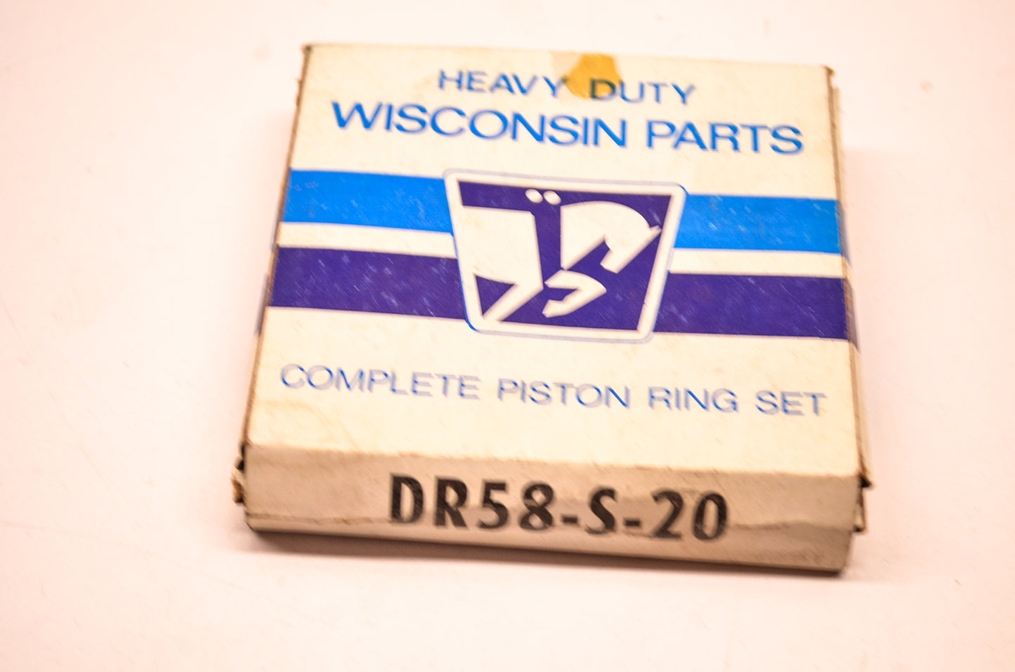 Wisconsin DR58-S-20 Piston Ring Kit NOS
