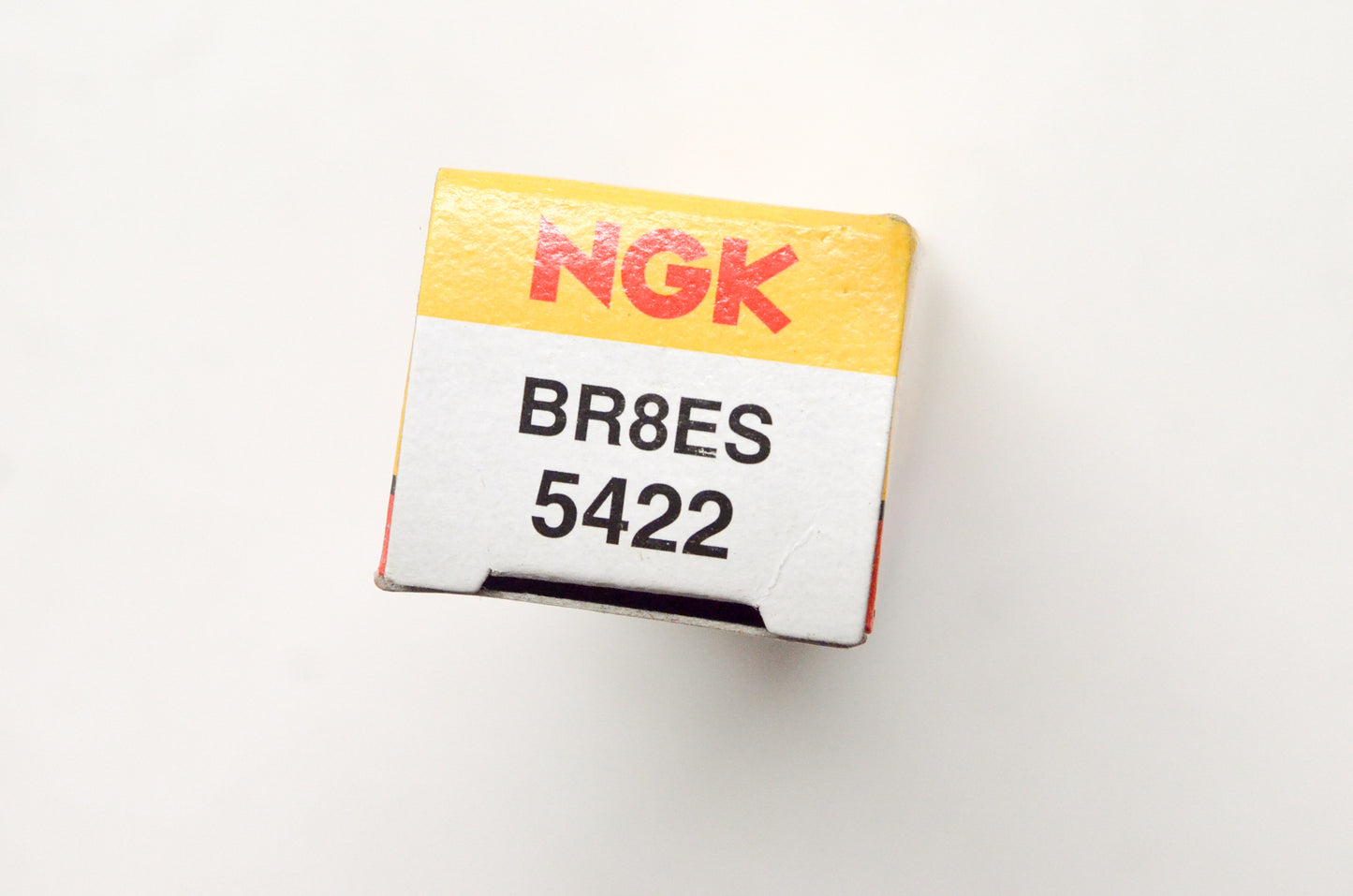 NGK BR8ES, 5422 Spark Plug Qty 3 NOS