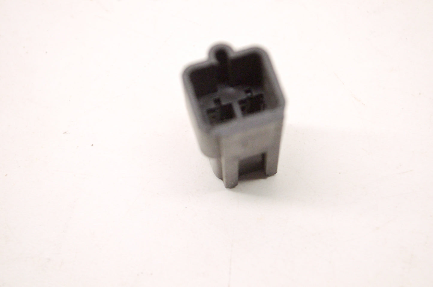 OEM Polaris 4040024 Dual Female Housing NOS