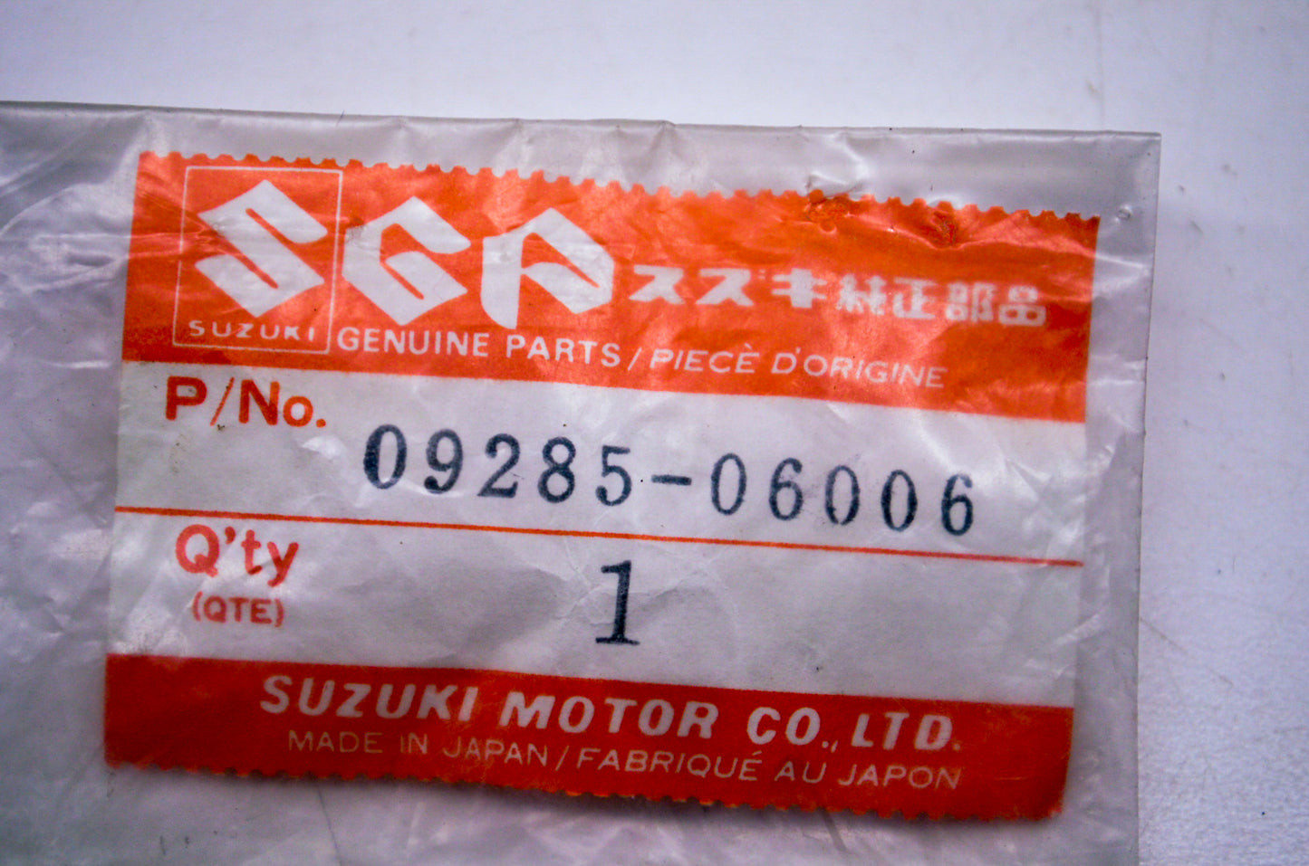 OEM Suzuki 09285-06006 Oil Seal NOS