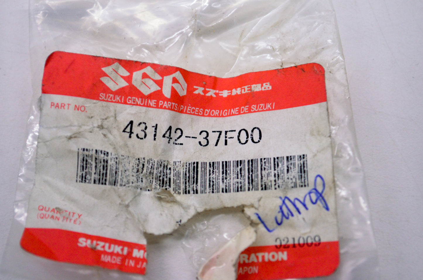 OEM Suzuki 43142-37F00 Brake Pedal Shaft Bolt NOS