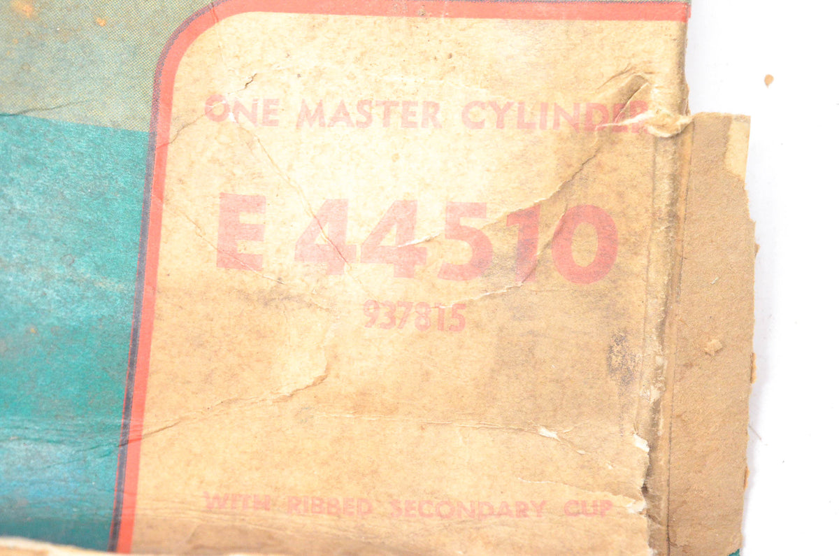 EIS E44510 Master Brake Cylinder Assembly NOS