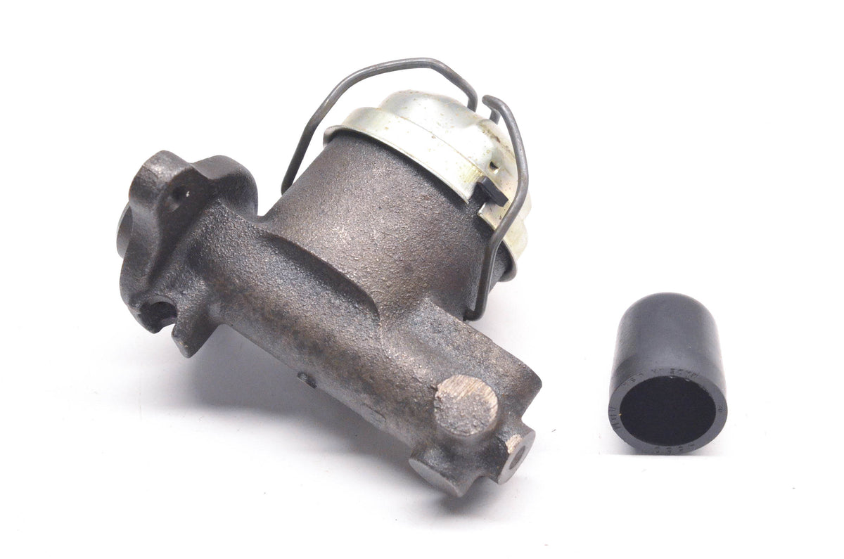 EIS E43200, 29833C Master Brake Cylinder Kit NOS