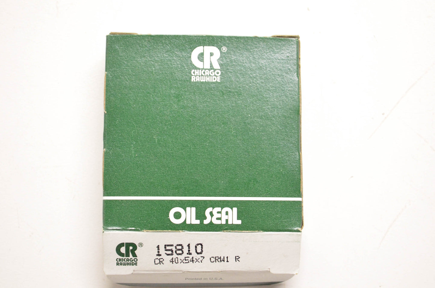 CR 15810 Oil Seals Qty 2 NOS