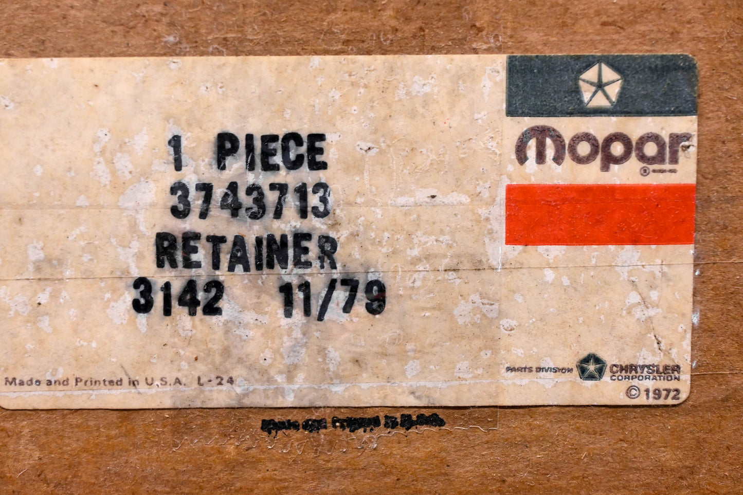 Mopar 3743713 Gear Retainer NOS