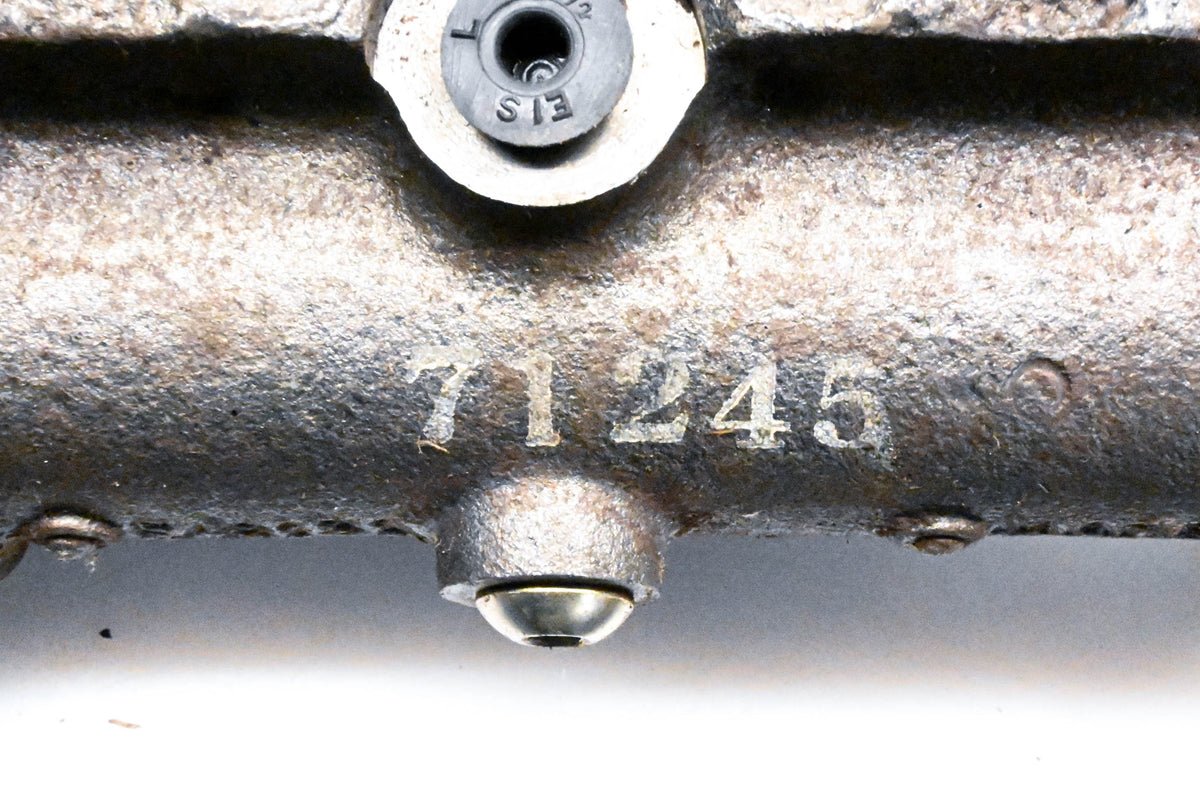 EIS E71245, EIS131 Master Cylinder Assembly NOS