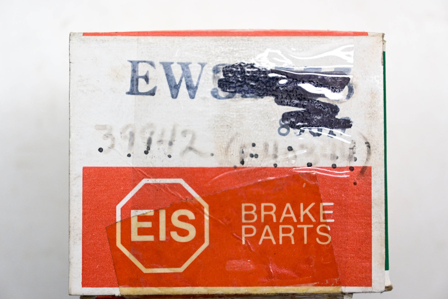 EIS EW39942, 678 Wheel Cylinder Assembly NOS