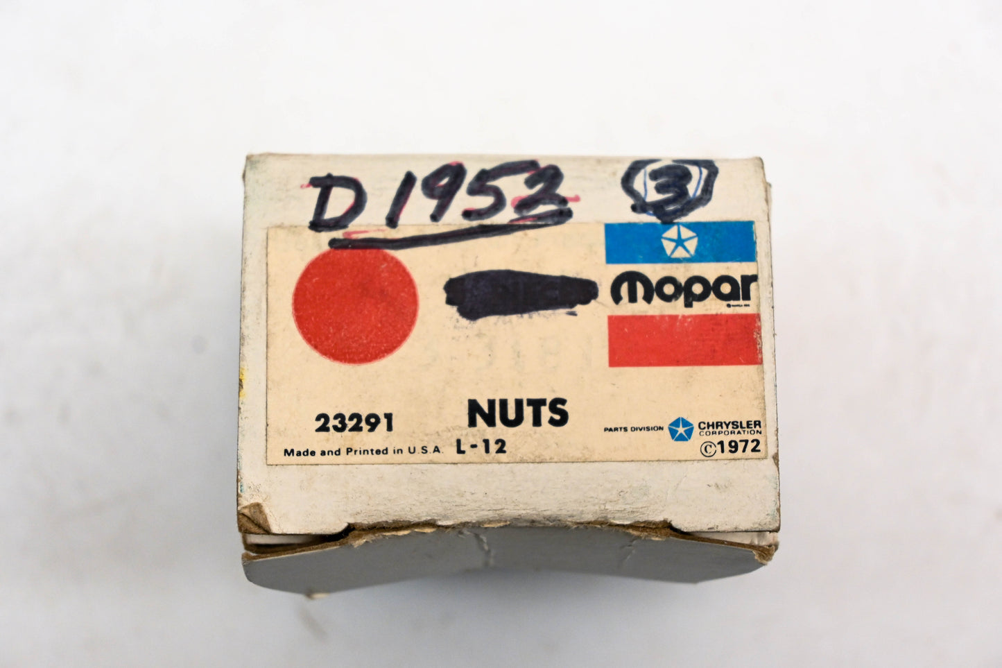 Mopar D1952 Lug Nuts Qty 3 NOS
