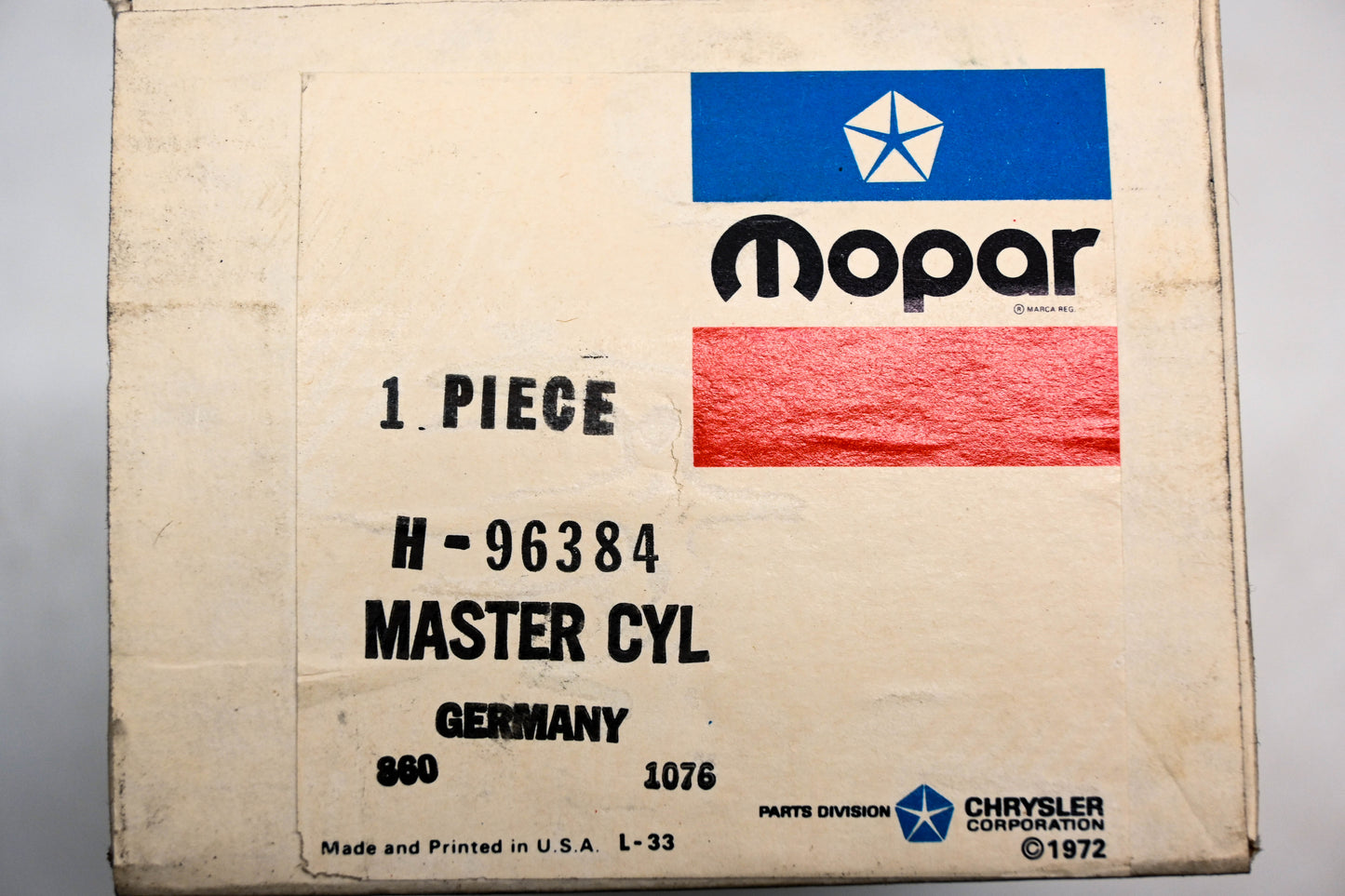 Mopar H96384, H-96384 Brake Master Cylinder Assembly NOS