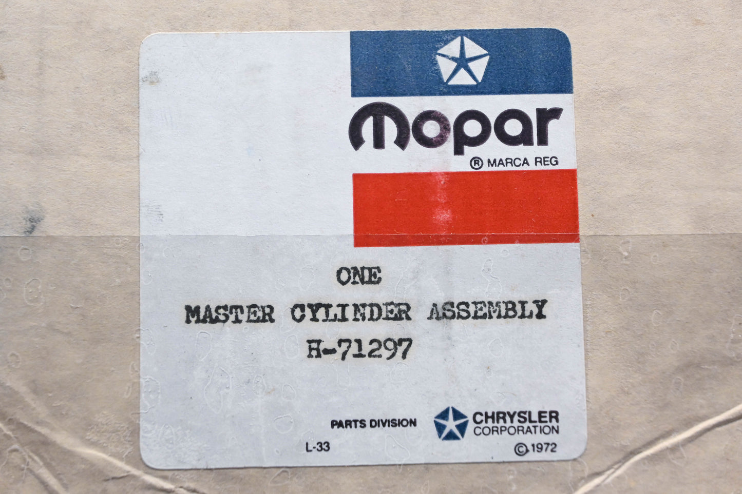 Mopar H71297, H-71297, 5468115 Brake Master Cylinder NOS