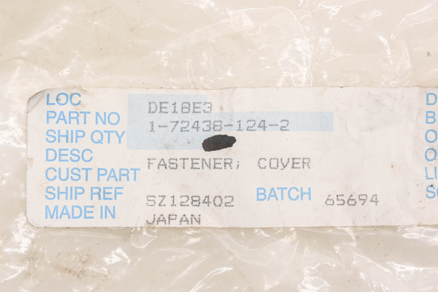 Isuzu 1-72438-124-2 Cover Fastener Clips Qty 2 NOS