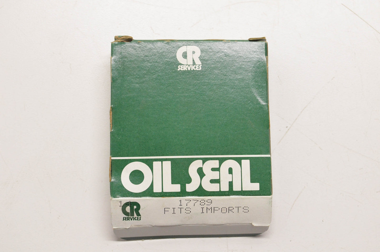 CR 17789 Oil Seals Qty 2 NOS