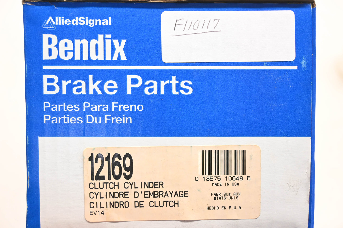 Bendix 12169, F110117 Clutch Master Cylinder Assembly NOS