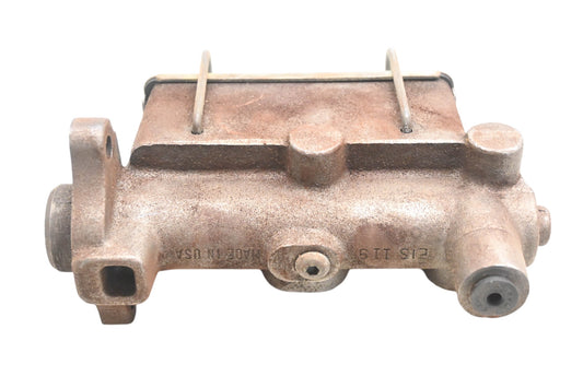 EIS E64823 Brake Master Cylinder Assembly NOS