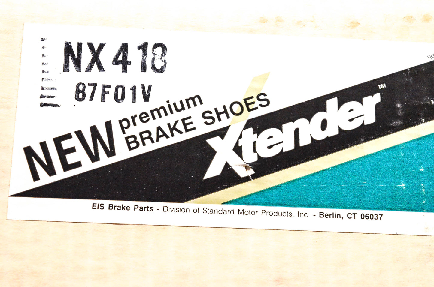 Xtender NX418, 87F01V Brake Shoe Kit NOS