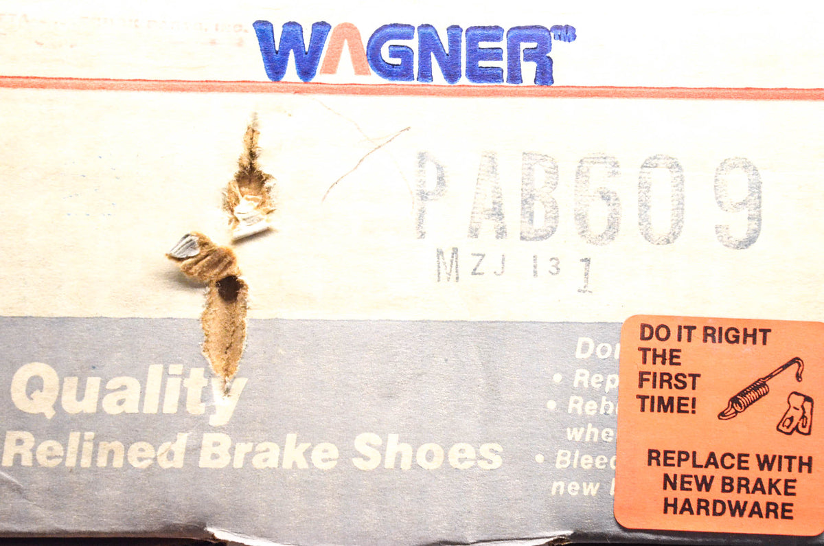 Wagner PAB609 Relined Brake Shoe Kit NOS