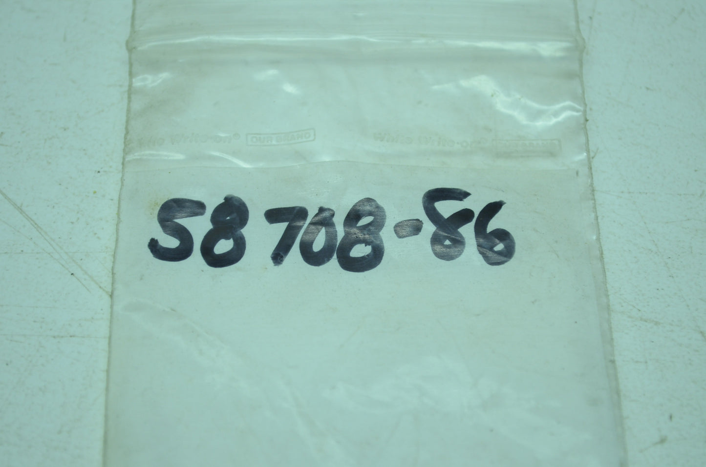 OEM Harley-Davidson 58708-86 Black Xmas Tree Nylon Clip Qty 8 NOS
