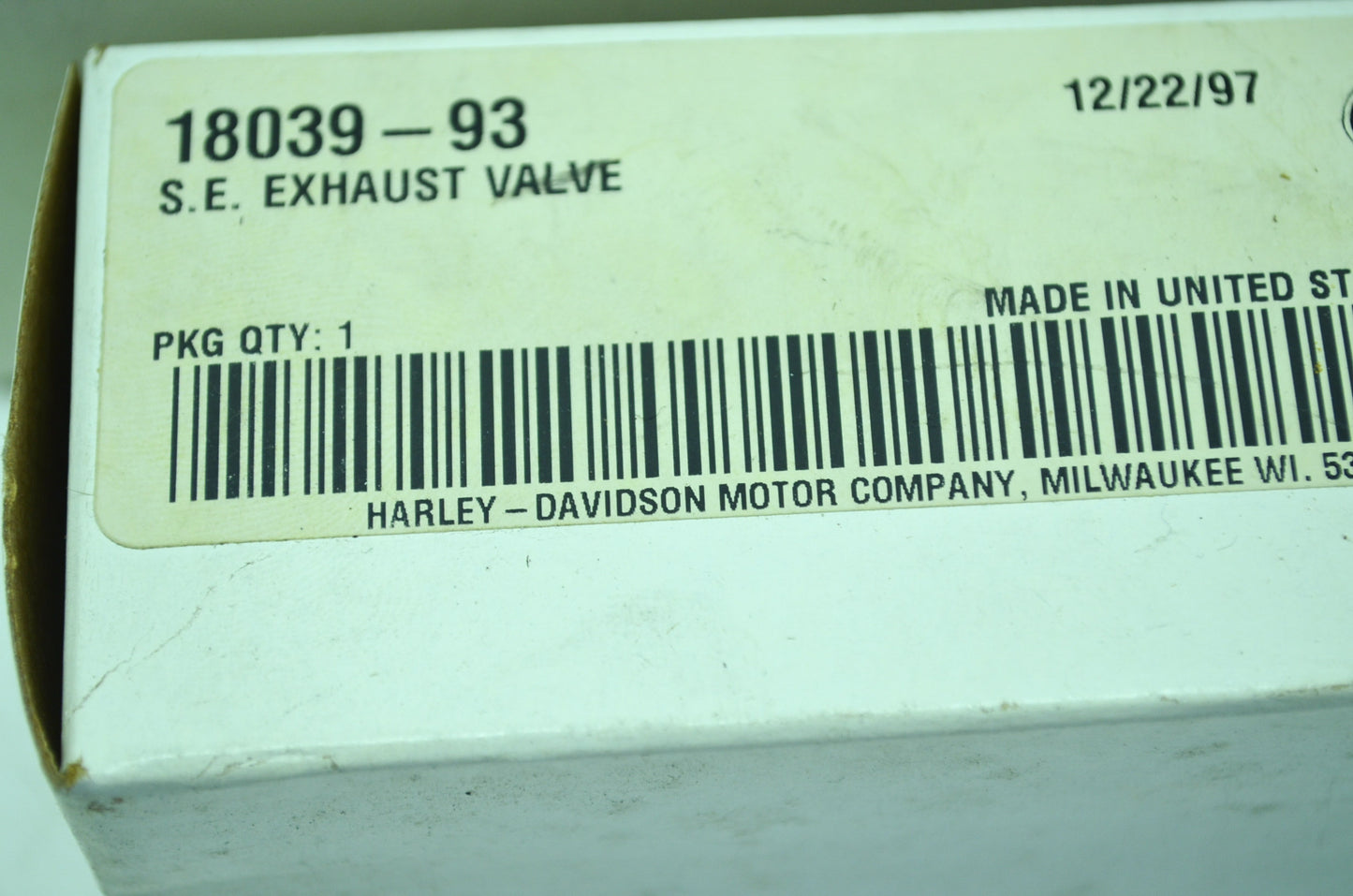 NEW OEM Harley-Davidson Exhaust Valve 18039-93 NOS