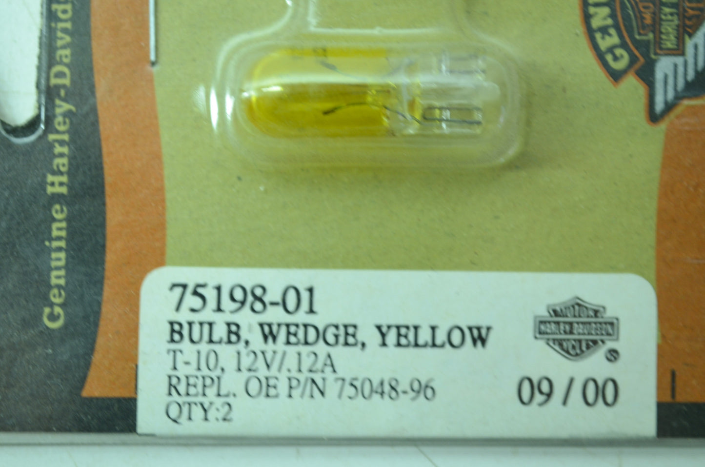 OEM Harley-Davidson 75198-01 Bulb Type T-3 1/4 Yellow NOS