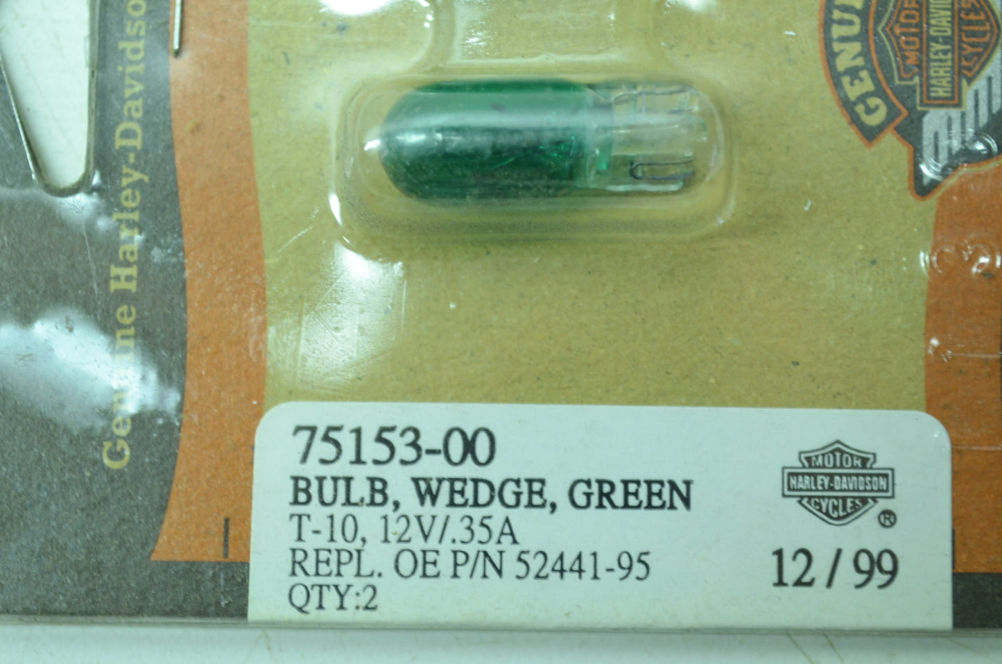 OEM Harley-Davidson 75153-00 Bulb Type T-3 1/4 #168 Green NOS