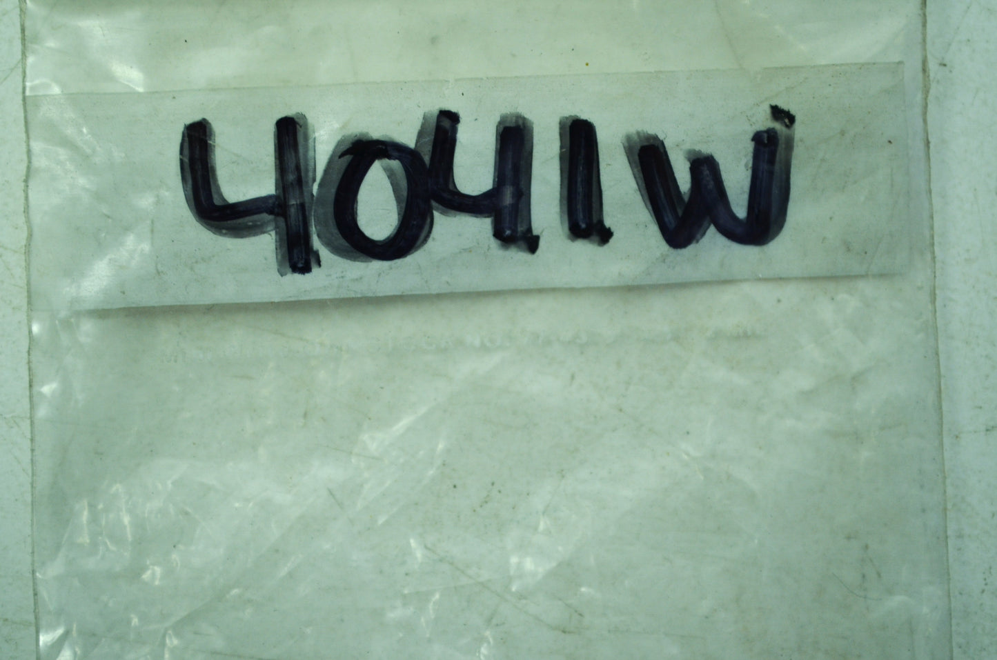 OEM Harley-Davidson 4041W Carrier Bolt Qty 4 NOS