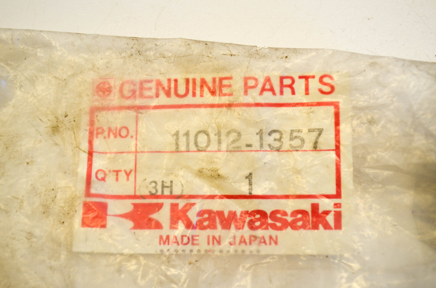 New OEM Kawasaki 11012-1357 Air Filter Cap NOS