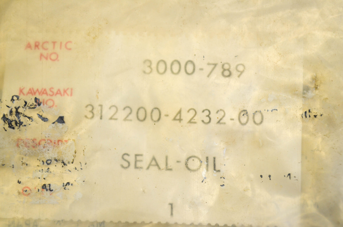 New OEM Arctic Cat 3000-789, 312200-4232-00 Oil Seal NOS