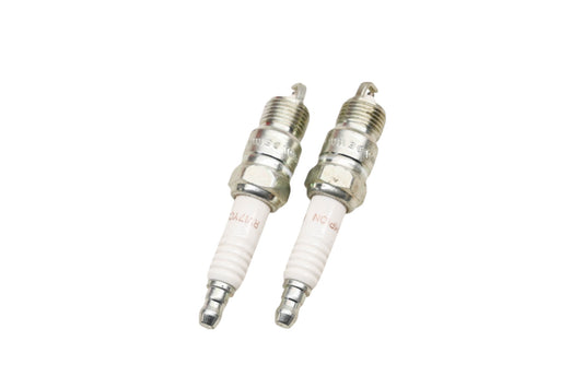 Champion 25, RV17YC Spark Plugs Qty 2 NOS