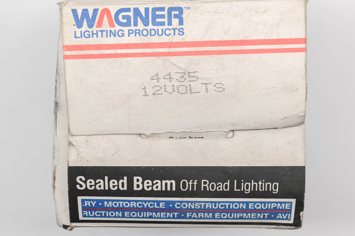Wagner 4435 Sealed Beam Lamp NOS