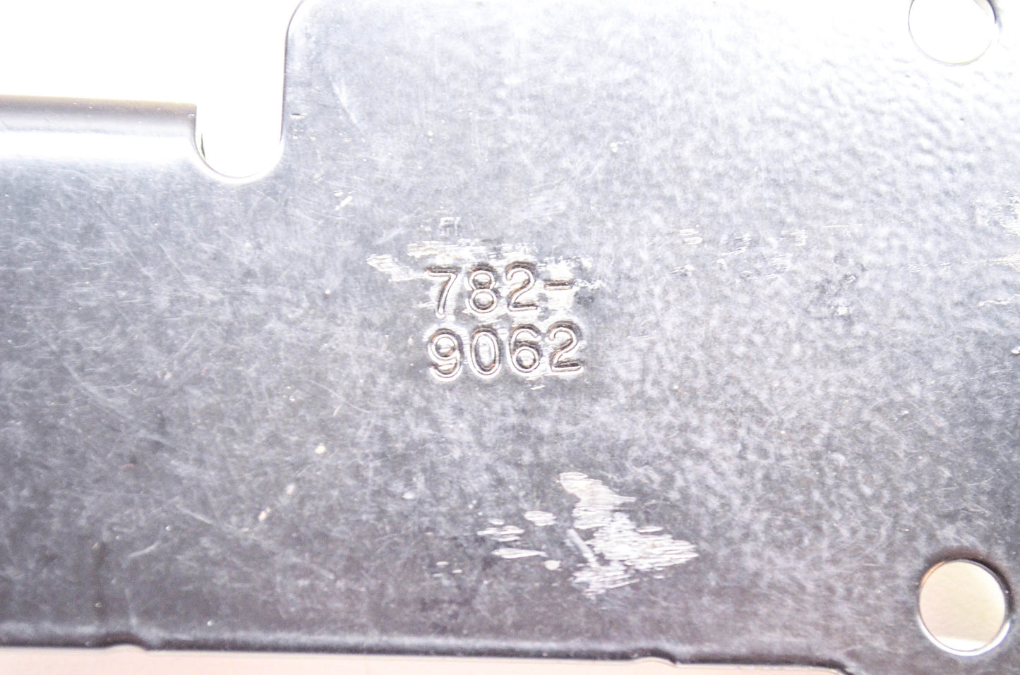 MTD 782-9062 Transmission Belt Keeper Bracket NOS